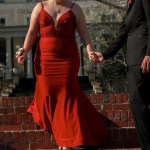Ellie Wilde size 8 prom dress